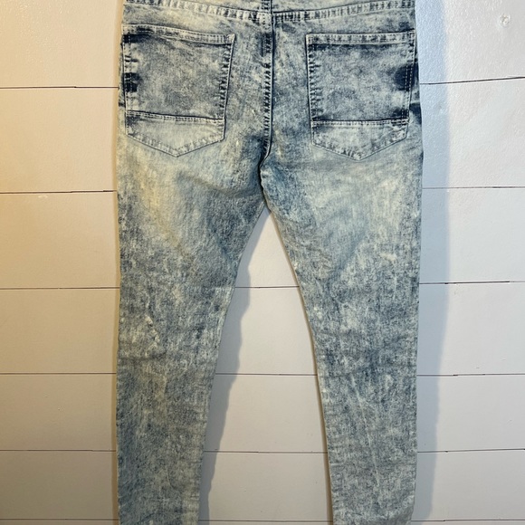 ESSENTIALS MEN’S SKINNY JEANS SZ 30x32 - Picture 7 of 8